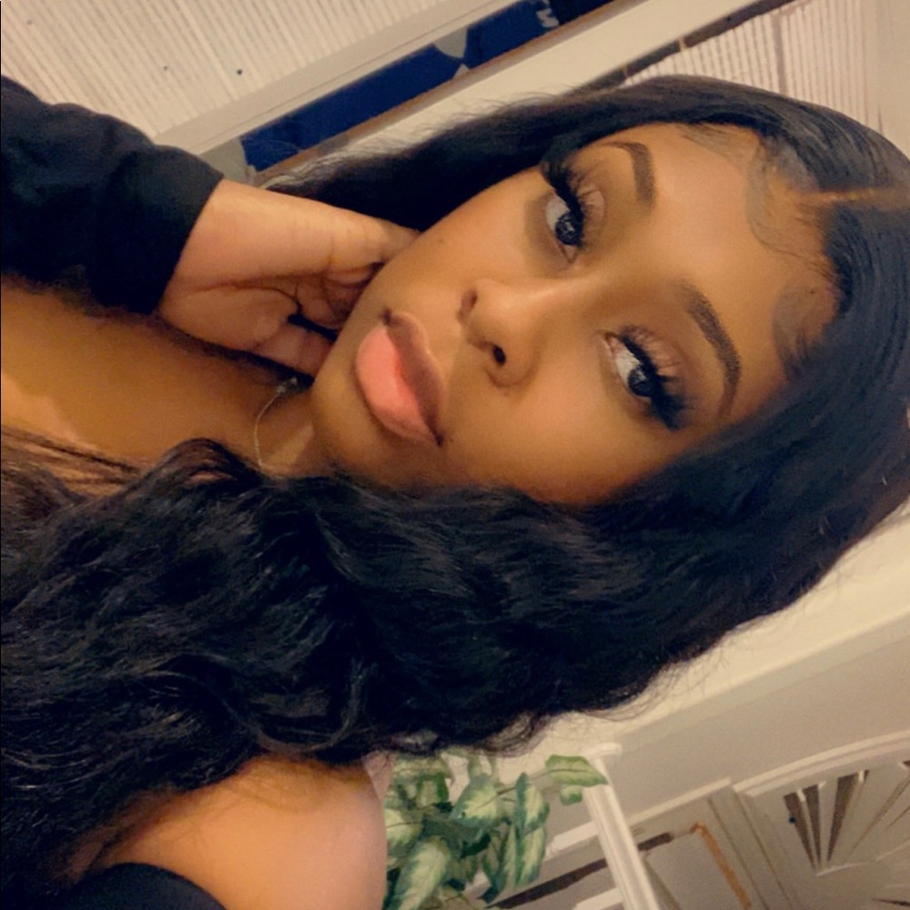 Meet your Posher, Jayda